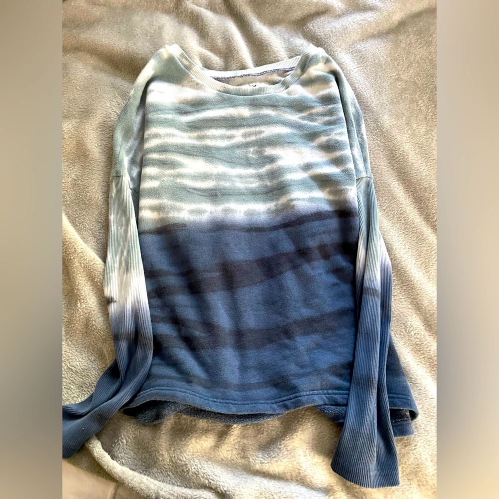 Oversized American Eagle sweater